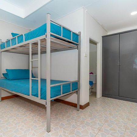Lanta Beachfront Resort Ko Lanta Kültér fotó