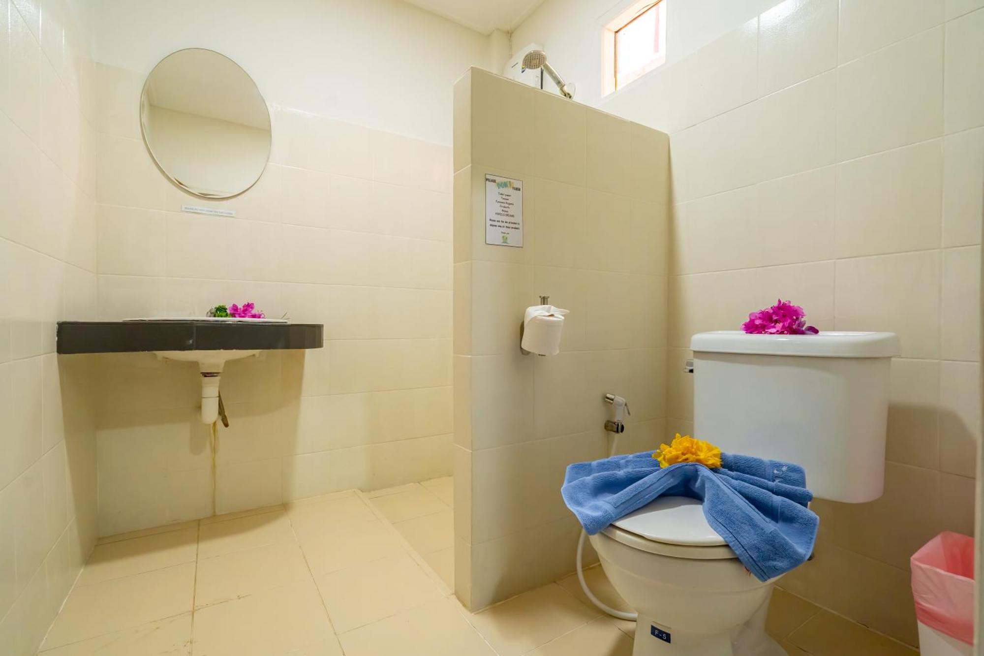 Lanta Beachfront Resort Ko Lanta Kültér fotó