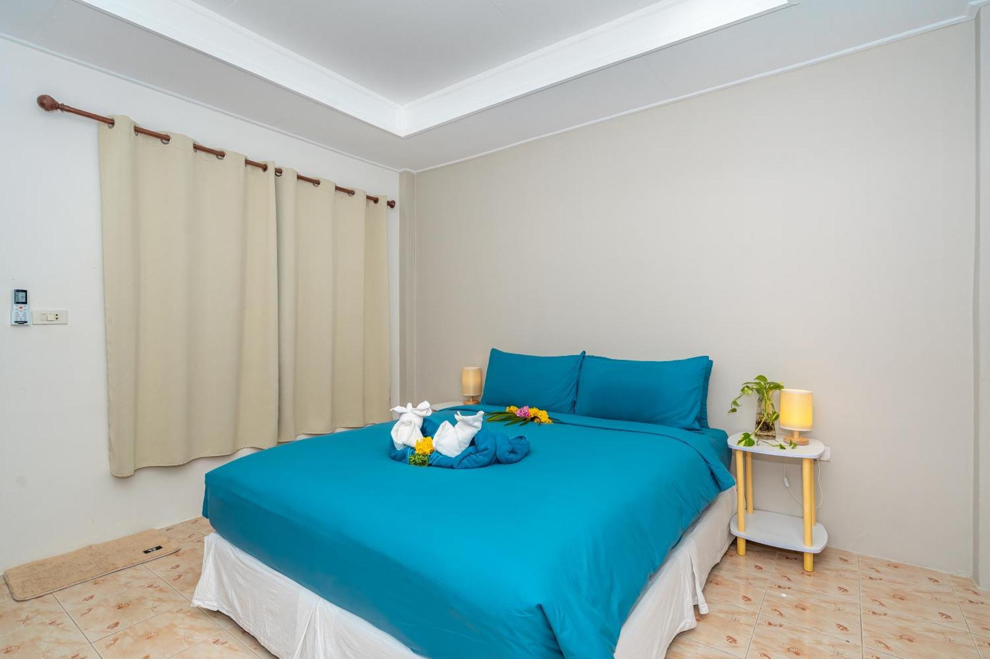 Lanta Beachfront Resort Ko Lanta Kültér fotó