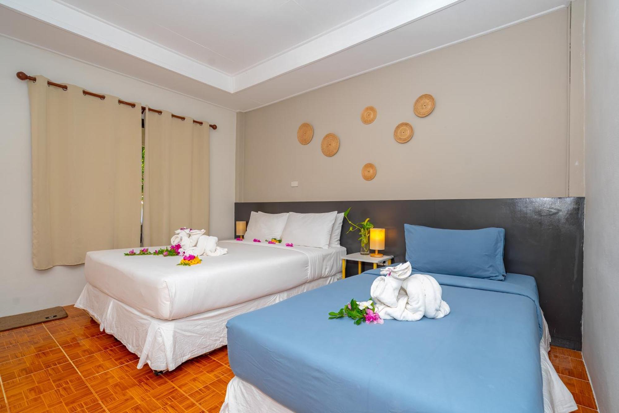 Lanta Beachfront Resort Ko Lanta Kültér fotó