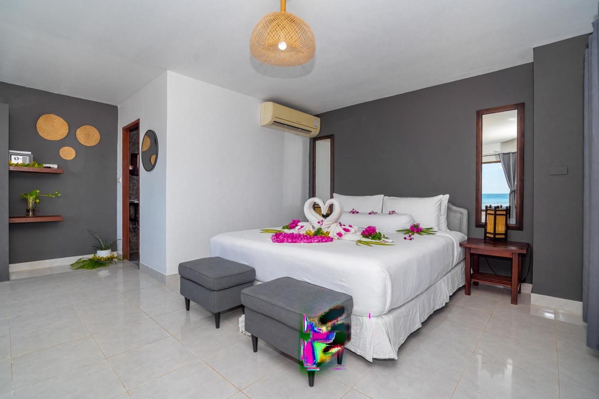 Lanta Beachfront Resort Ko Lanta Kültér fotó
