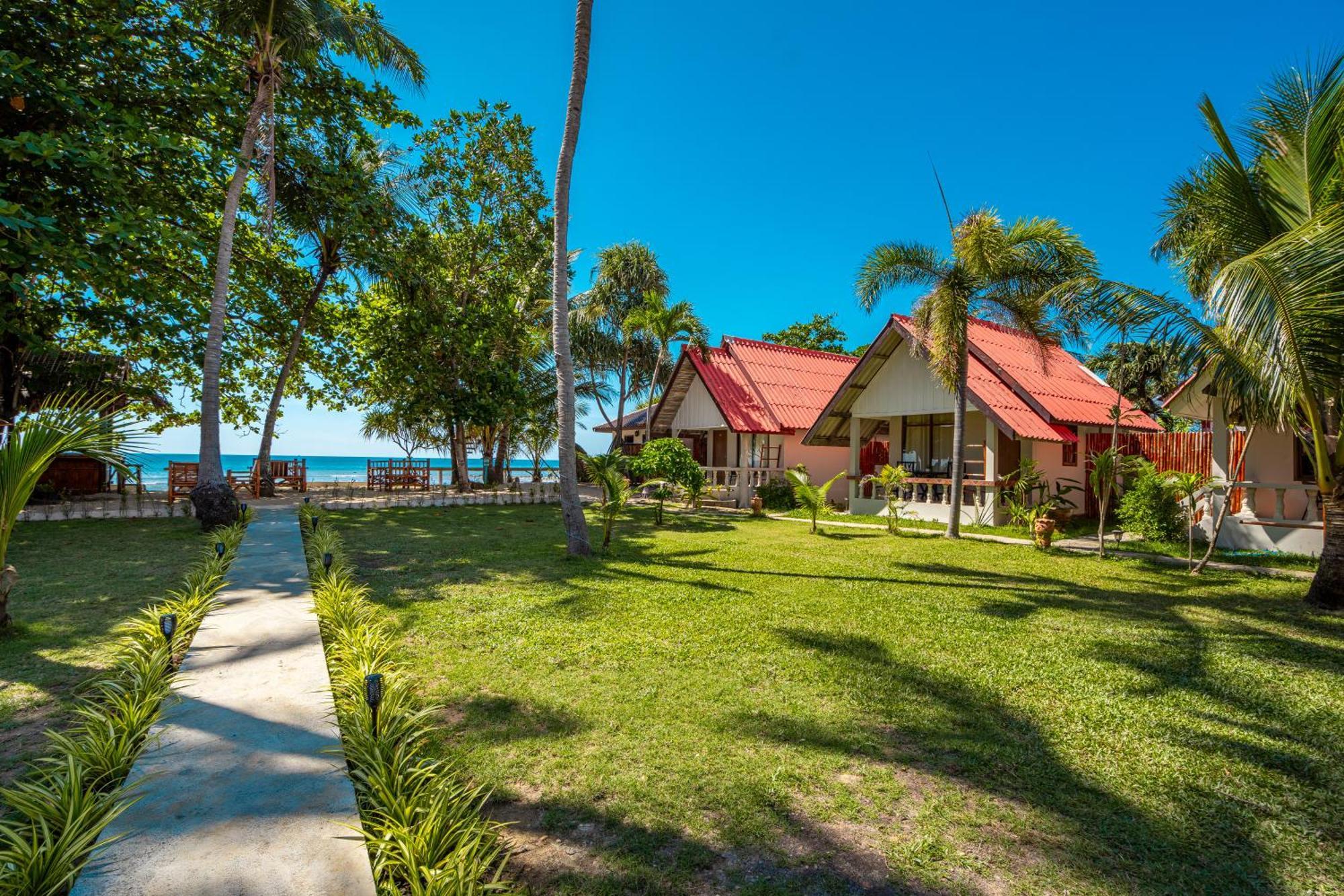 Lanta Beachfront Resort Ko Lanta Kültér fotó